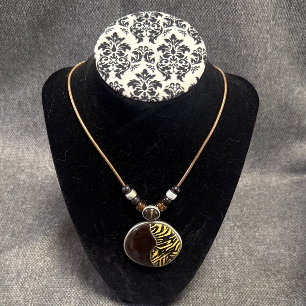 Elegant Chico’s Gold and Brown Pendant Necklace